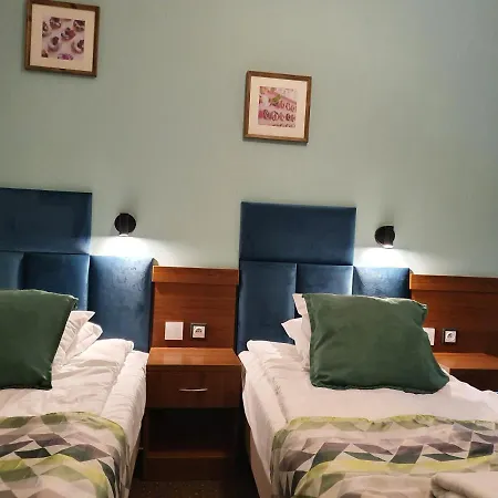 Nad Sztolnia 住宿加早餐酒店 Bystrzyca Górna