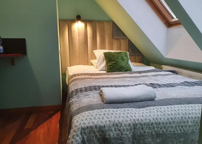 Chata Nad Sztolnia Bed & Breakfast 4*