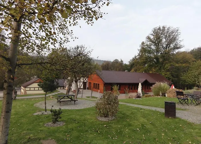 Nad Sztolnia 住宿加早餐酒店 Bystrzyca Górna